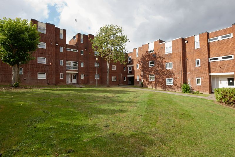 97 Beaconsfield, Telford, TF3 1NH